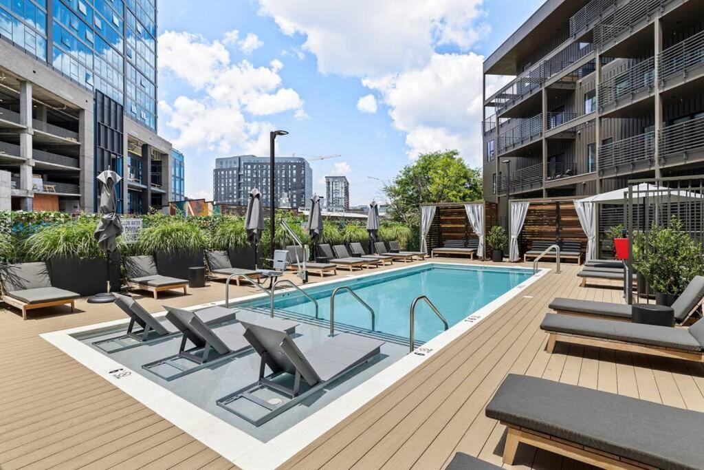 Apartament Skyline View, Pool, Gym, Balcony'S, Walk To Bway! Nashville Zewnętrze zdjęcie