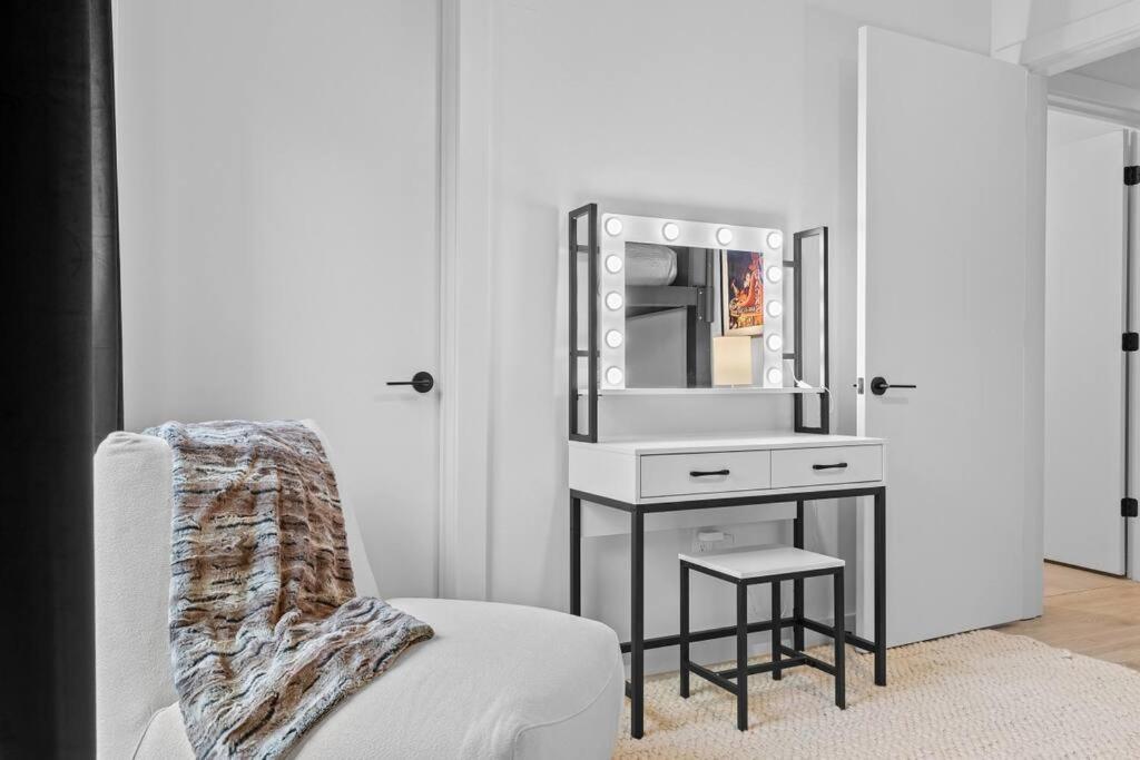 Apartament Skyline View, Pool, Gym, Balcony'S, Walk To Bway! Nashville Zewnętrze zdjęcie