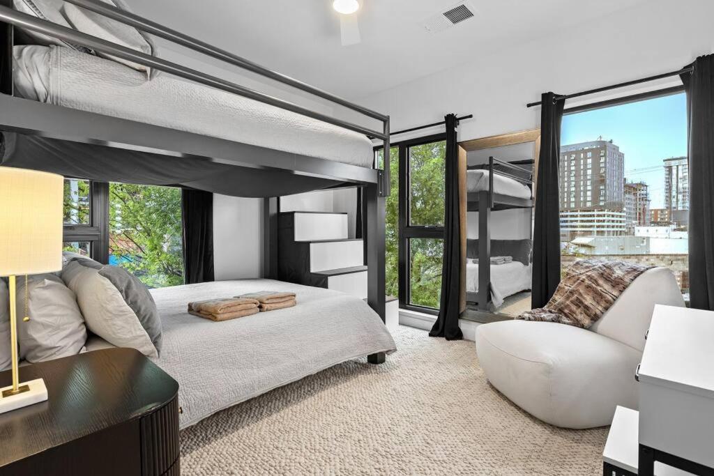 Apartament Skyline View, Pool, Gym, Balcony'S, Walk To Bway! Nashville Zewnętrze zdjęcie